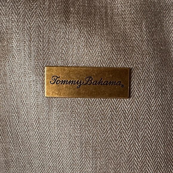 Tommy Bahama Royce Travel Bag - Picture 15 of 16